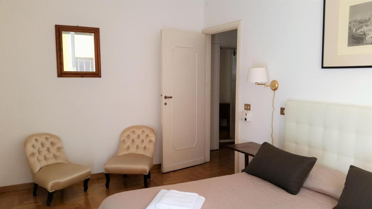 Vatican Suites Happy Holidays Rom Eksteriør billede